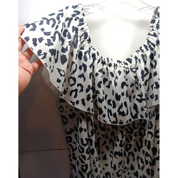 Now N Forever On Off the Shoulder Blouse Black and White Leopard Print 2X - Picture 3 of 5